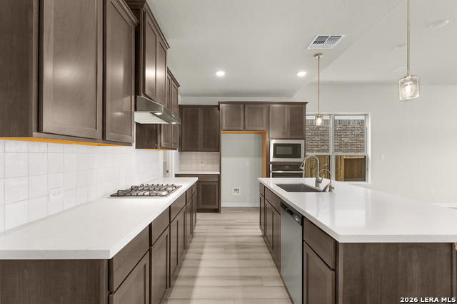1855 Heritage Maples Property Photo 4