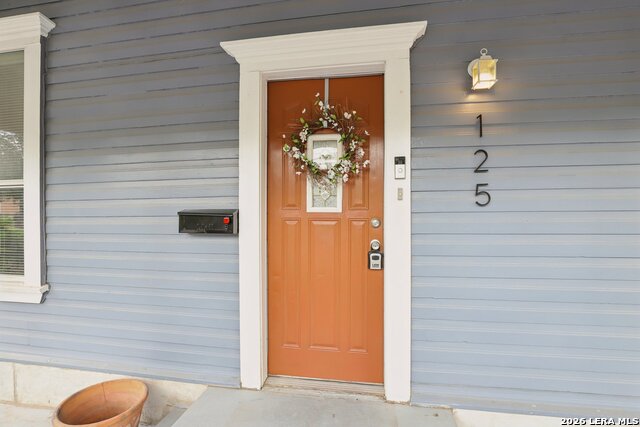 125 Stace Property Photo 5