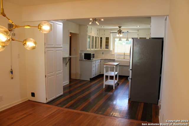 140 Arvin Dr Property Photo 8