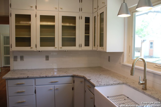 140 Arvin Dr Property Photo 11