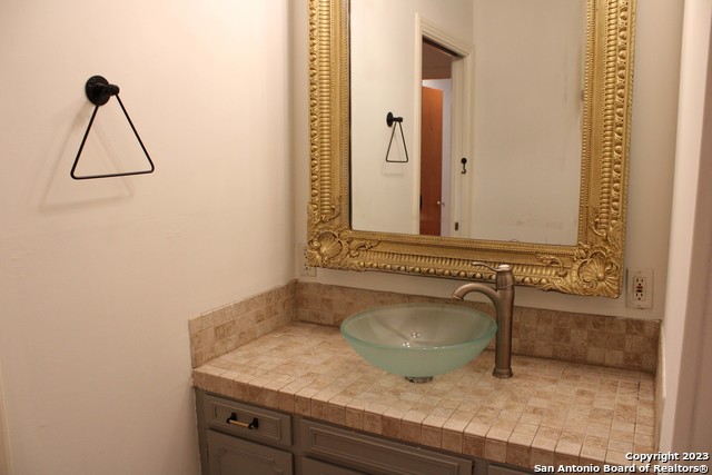 140 Arvin Dr Property Photo 20