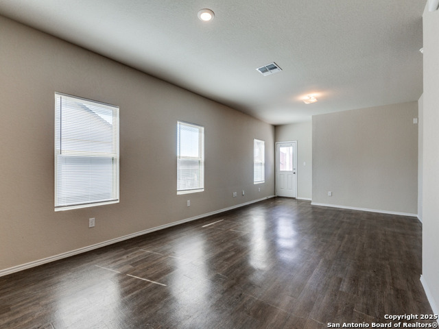 320 Saddle Leaf Property Photo 6