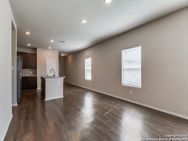 320 Saddle Leaf Property Photo 7