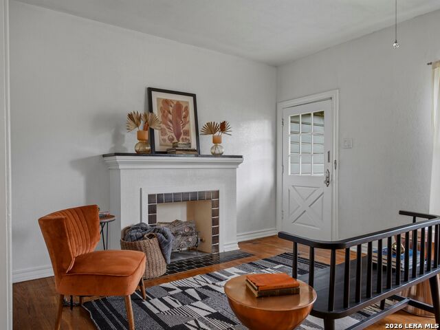 2022 W Craig Place Property Photo 7