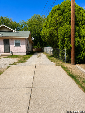507 Cantrell Property Photo 3