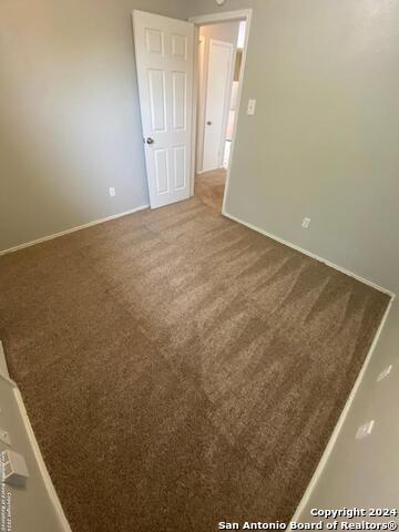 8904 Meadow Trace St Property Photo 3