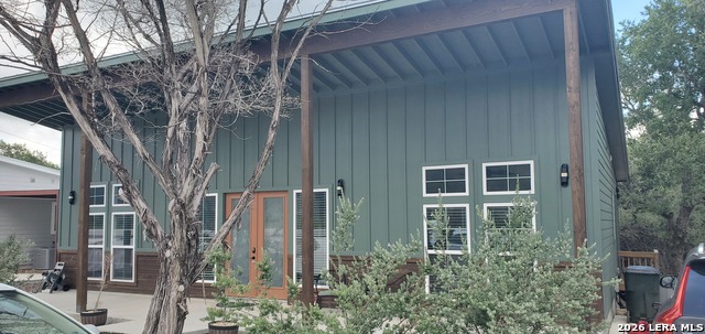 407 Lamplight Property Photo 1