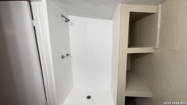 314 N Nueces Property Photo 8