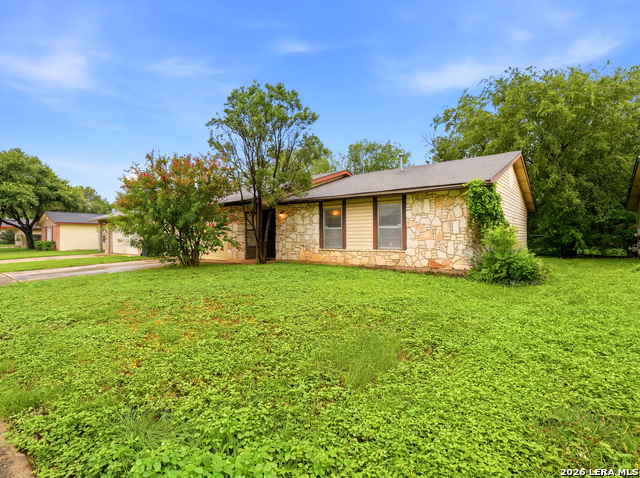 5722 Timberhill Property Photo 1