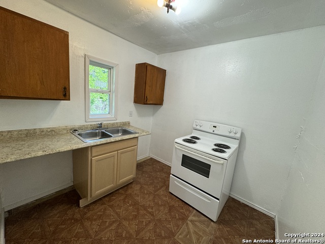 520 W Mitchell St Property Photo 15