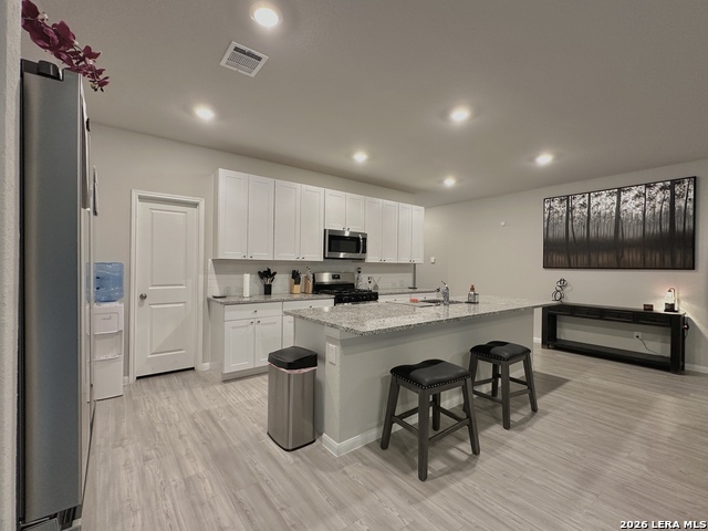 9210 Landa Fls Property Photo 5
