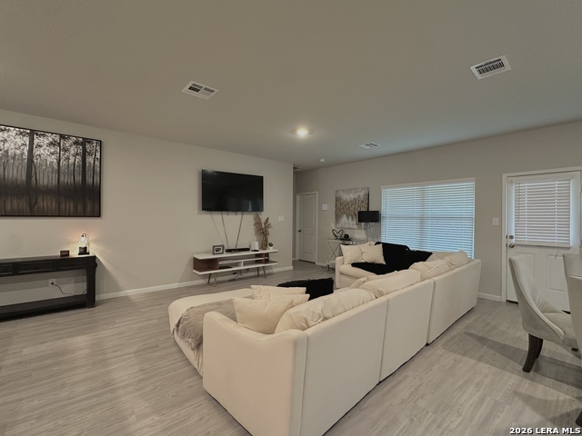 9210 Landa Fls Property Photo 7