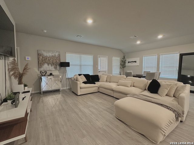 9210 Landa Fls Property Photo 8