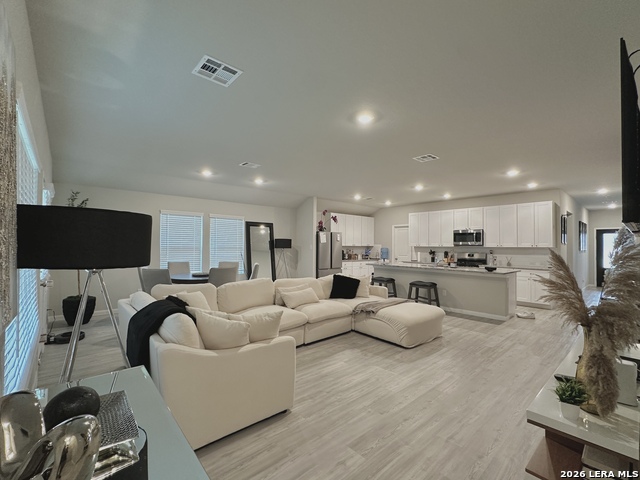 9210 Landa Fls Property Photo 9