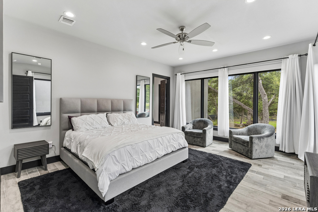 993 Jenny Leigh Trl Property Photo 4