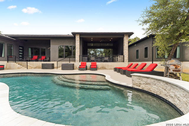993 Jenny Leigh Trl Property Photo 5