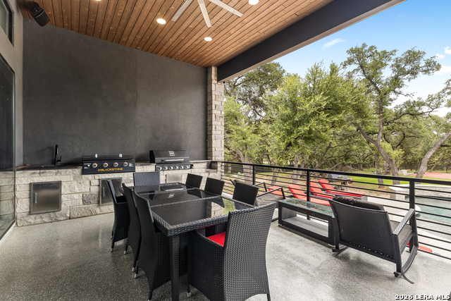 993 Jenny Leigh Trl Property Photo 6