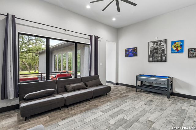 993 Jenny Leigh Trl Property Photo 34