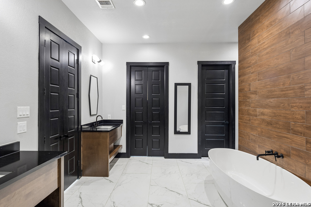 993 Jenny Leigh Trl Property Photo 48