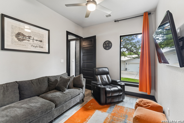 993 Jenny Leigh Trl Property Photo 52