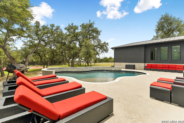 993 Jenny Leigh Trl Property Photo 84