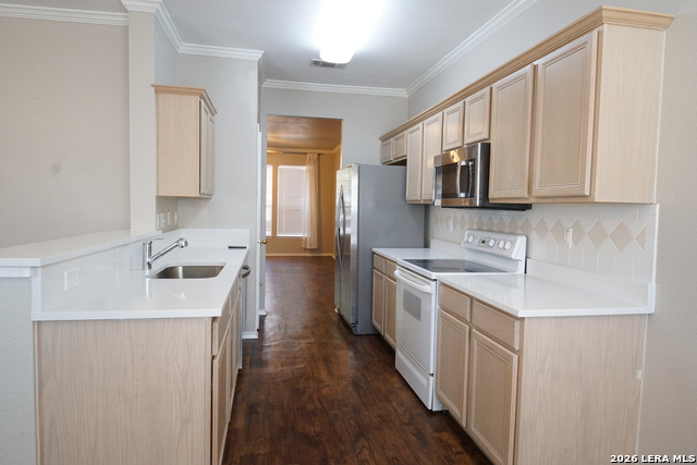 7203 Snowden Crst Property Photo 7