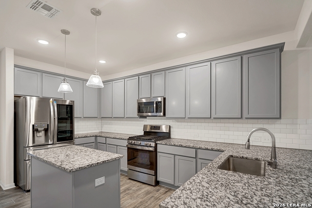 13222 Blue Flame Property Photo 4