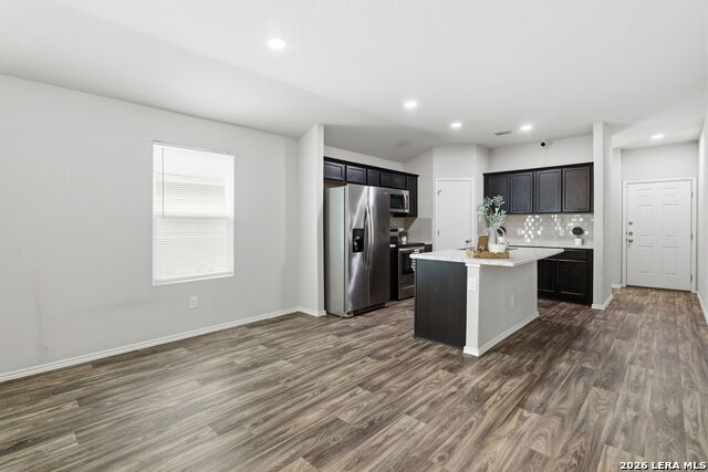 4614 Heathers Cross Property Photo 5
