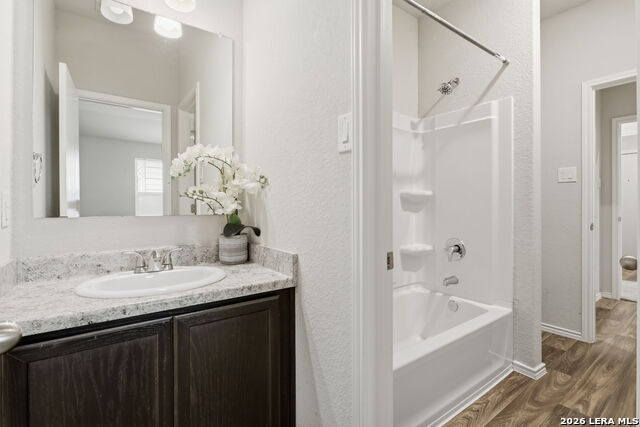 4614 Heathers Cross Property Photo 23