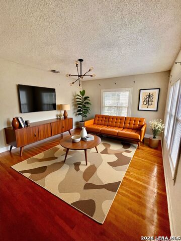 307 Furr Dr Property Photo 3