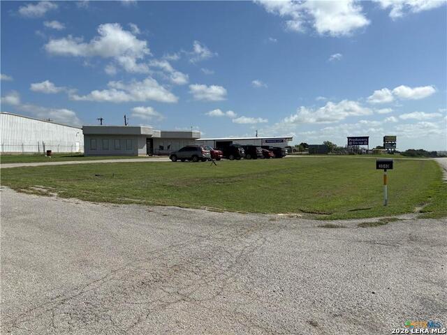 3040 W Interstate 10 Property Photo 3