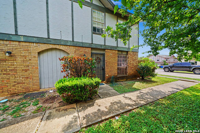 5216 MEADOW FLD Property Photo 1