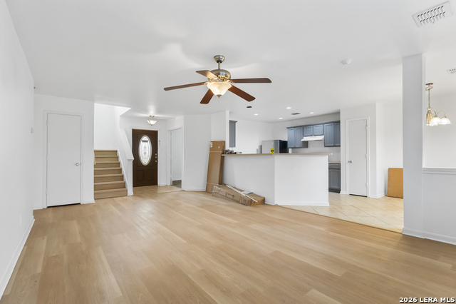210 Laceleaf Property Photo 7