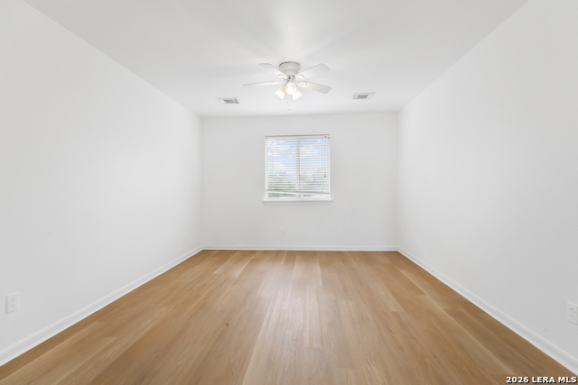 210 Laceleaf Property Photo 18