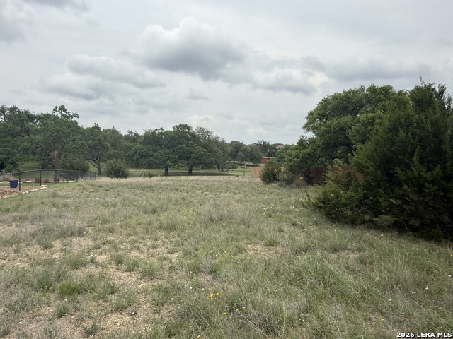 122 W Pat Dolan Property Photo 8