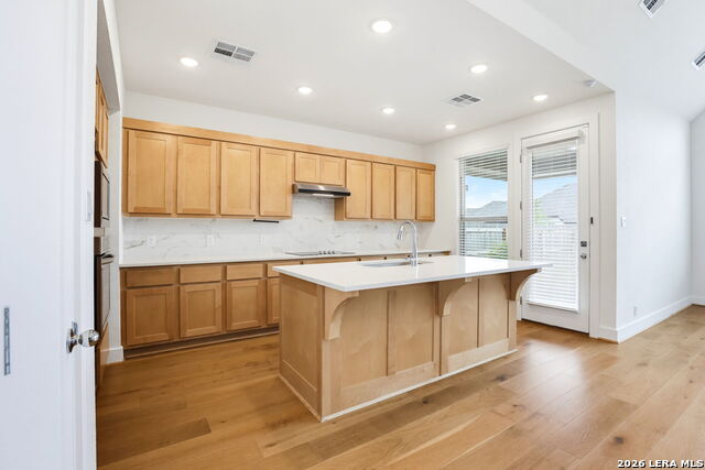 138 Red Oak Property Photo 8