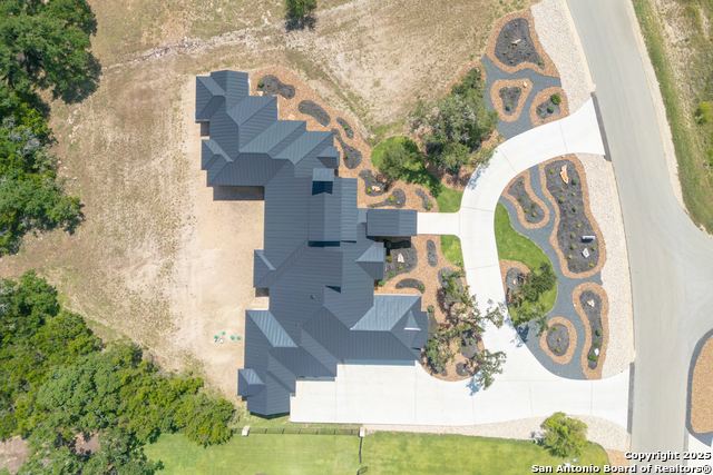 10022 Cates Creek Property Photo 5