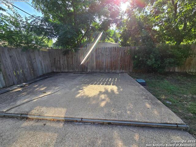 1614 W Hollywood Ave Property Photo 12