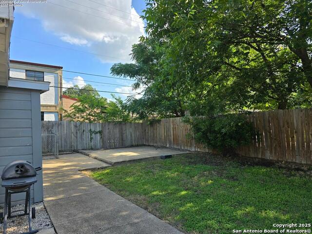 1614 W Hollywood Ave Property Photo 13