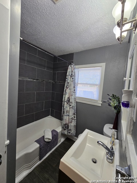 1614 W Hollywood Ave Property Photo 21
