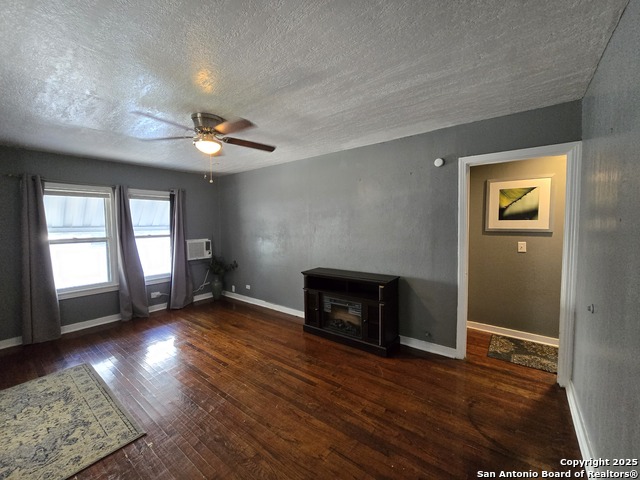 1614 W Hollywood Ave Property Photo 27