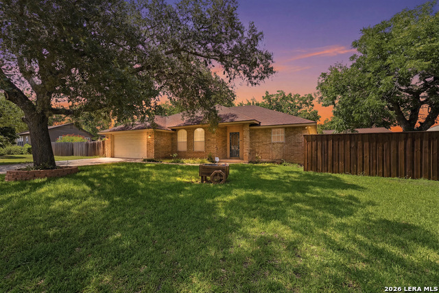 632 E Donegan Property Photo 1