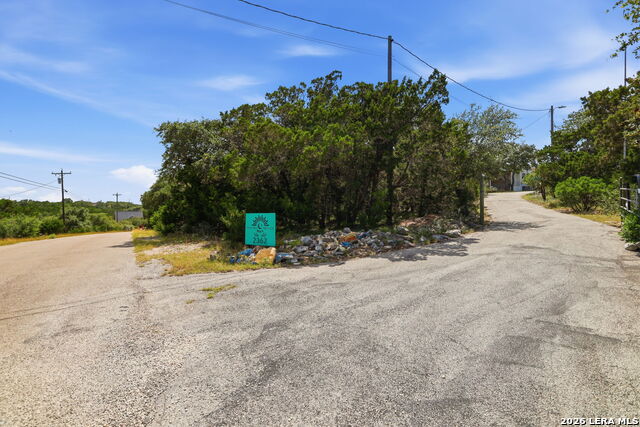 2362 Timbercreek Rd Property Photo 5