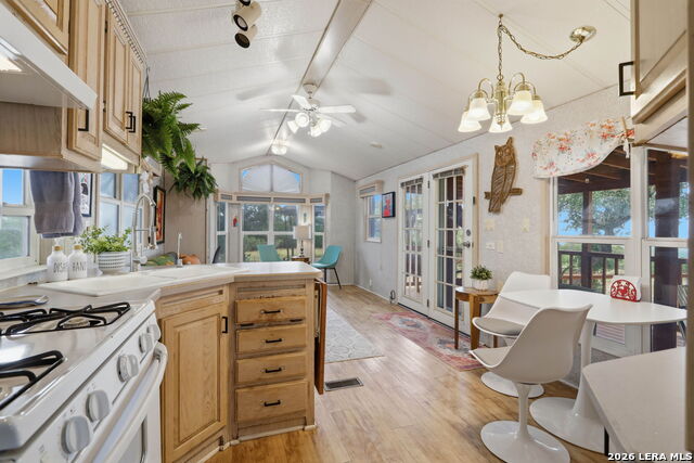 2362 Timbercreek Rd Property Photo 15