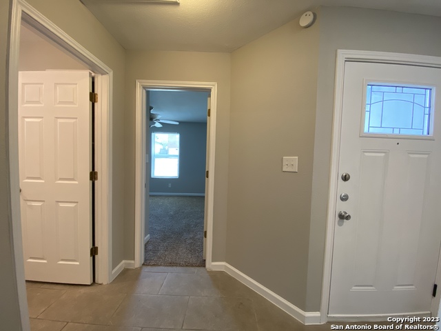 6571 Beech Trail Dr Property Photo 2