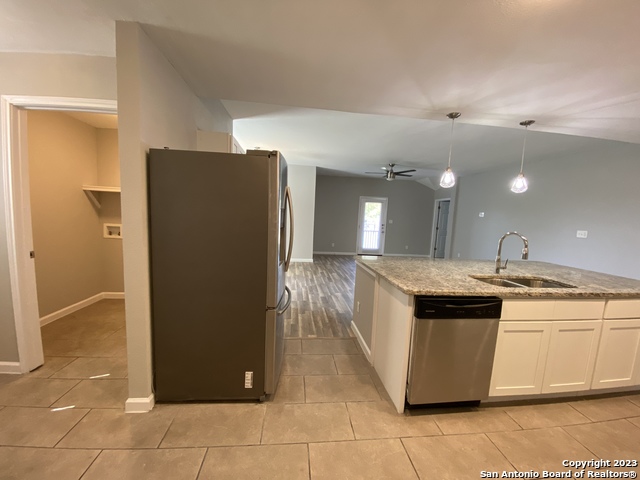 6571 Beech Trail Dr Property Photo 11