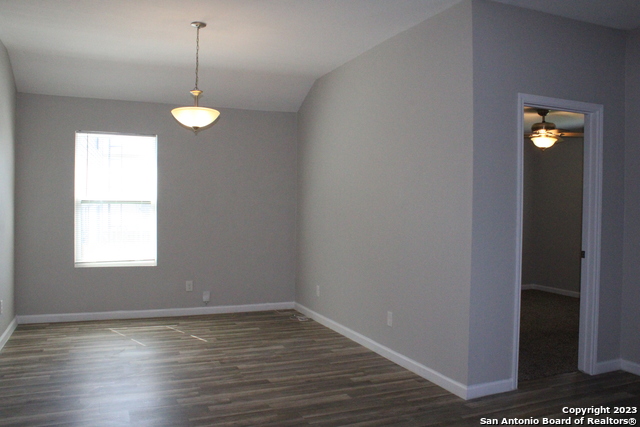 6571 Beech Trail Dr Property Photo 14