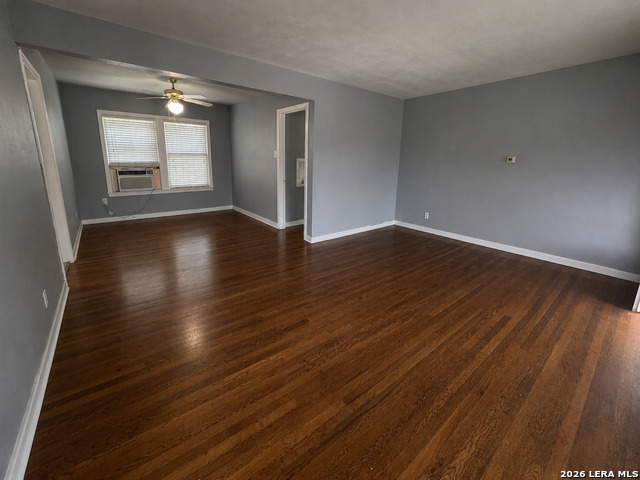 463 Bryn Mawr Dr Property Photo 4
