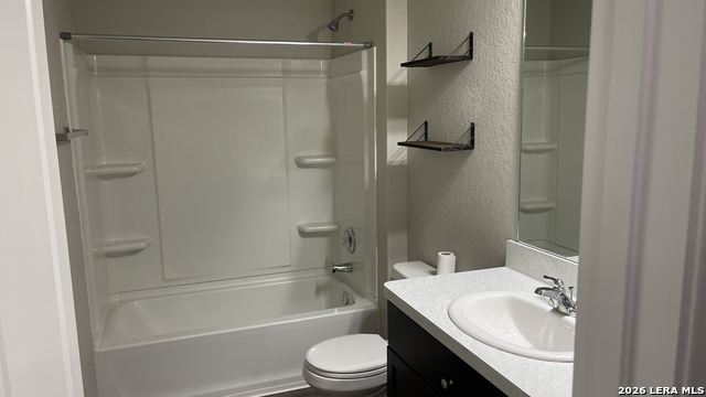 5915 Lady Ln Property Photo 9