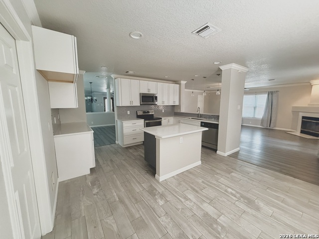 10614 Bluestone Crk Property Photo 3